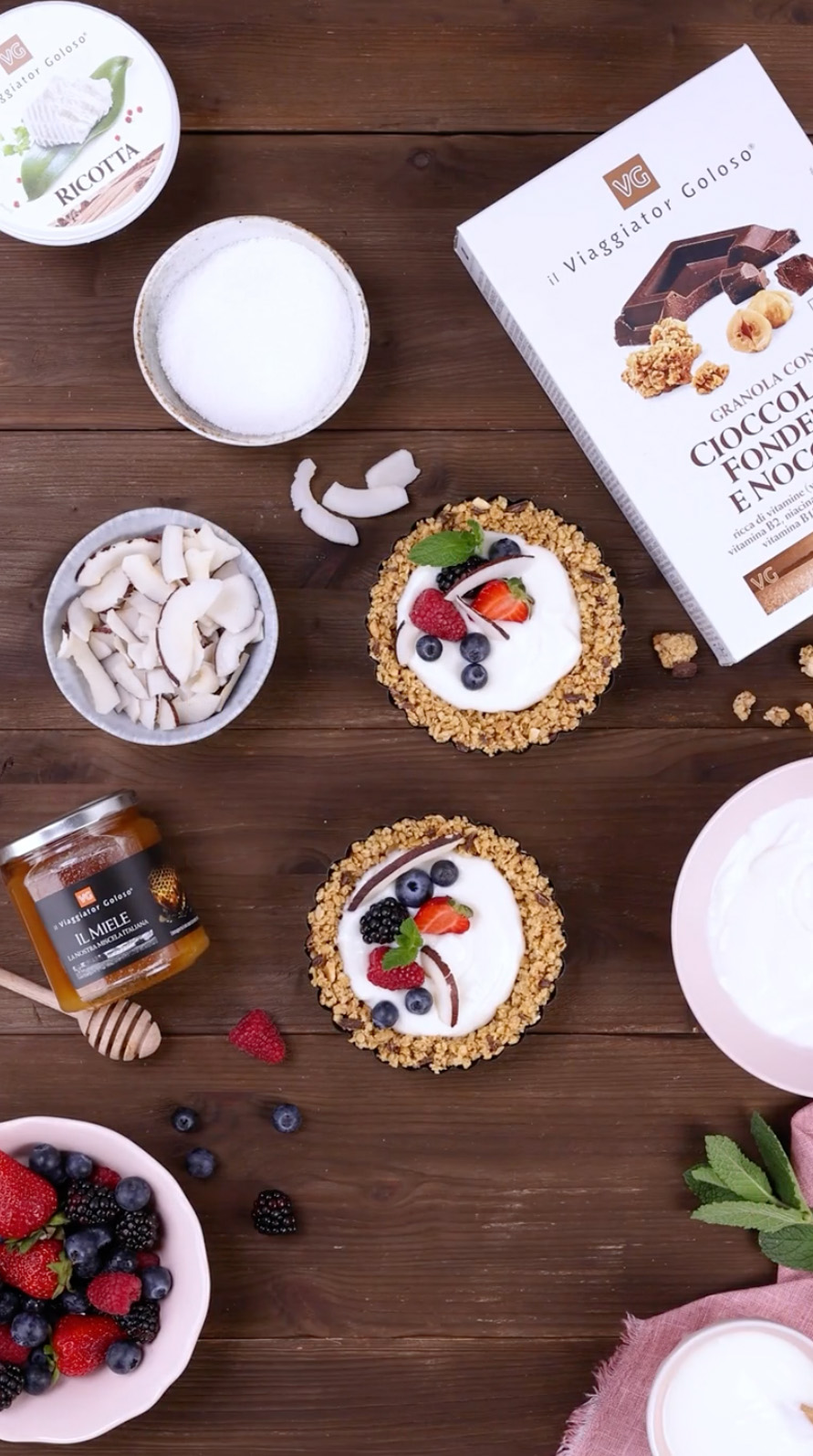 Crostatine di granola alla frutta