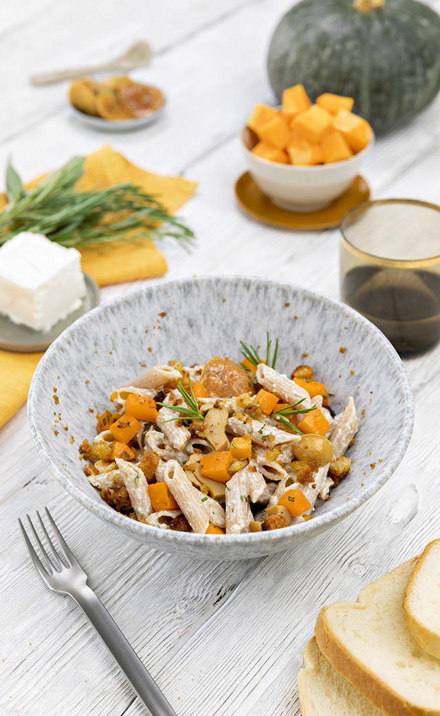 Penne Integrali Con Crema Di Funghi Porcini Robiola E Zucca